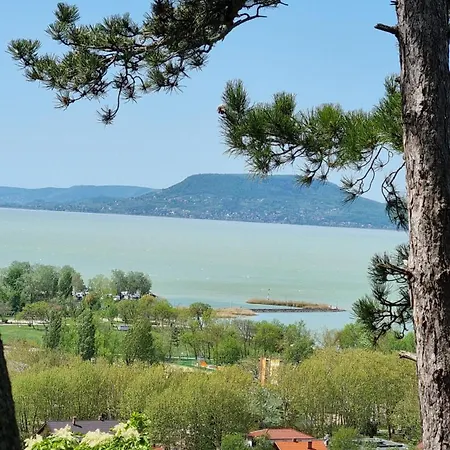 Haus Nadine - Balaton 2* Szolad