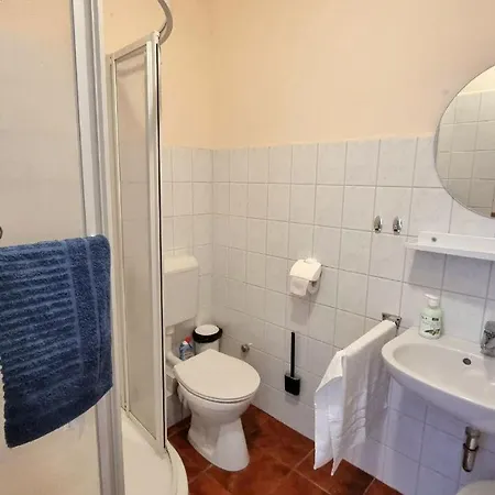 Haus Nadine - Balaton Πανσιόν 2*