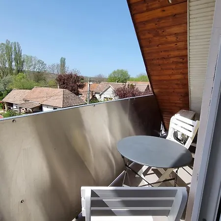 Πανσιόν Haus Nadine - Balaton 2*