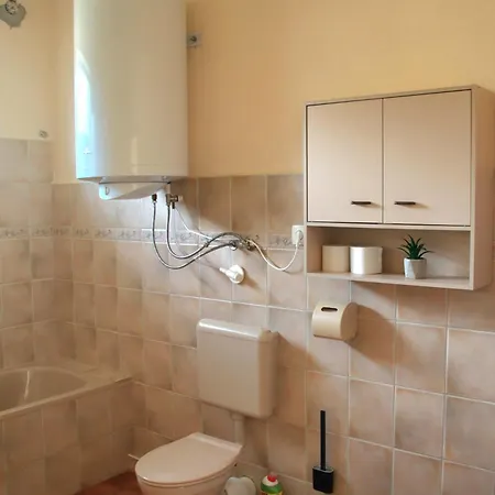 Haus Nadine - Balaton Πανσιόν 2*