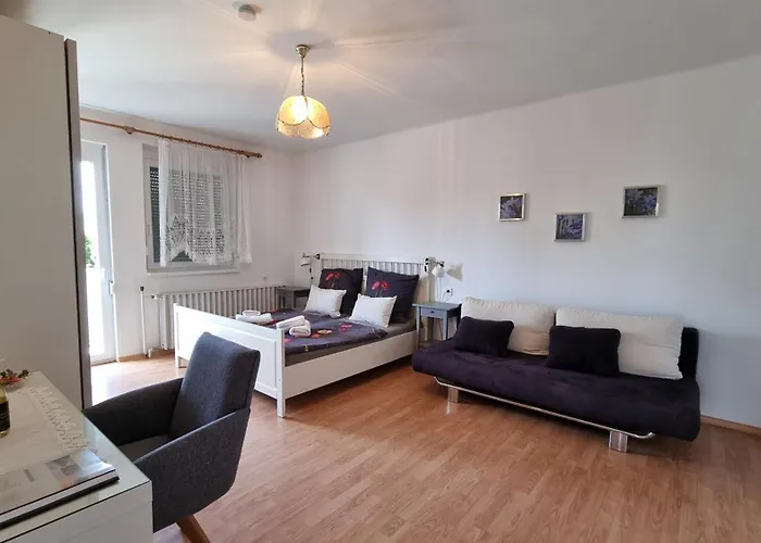 Haus Nadine - Balaton Guest house Szolad