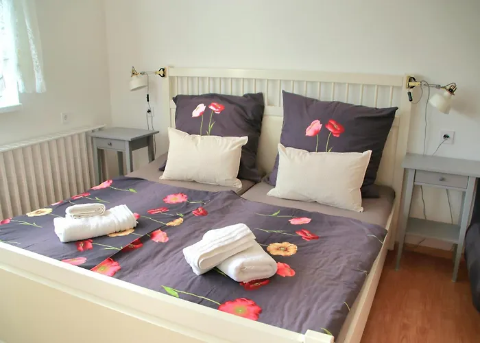 Haus Nadine - Balaton 게스트하우스 Szolad